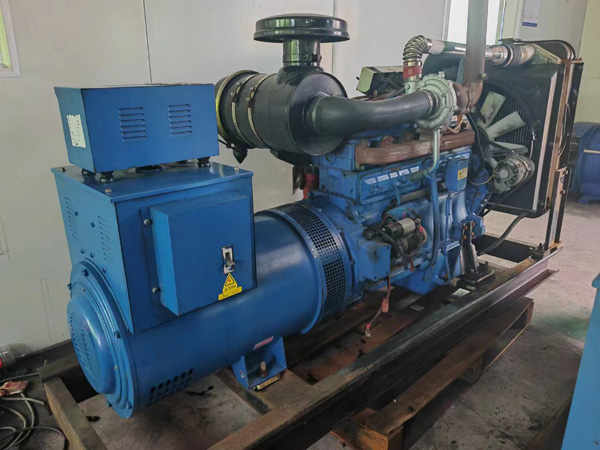 望江100kW柴油发电机组使用多级机油有哪些优缺点？